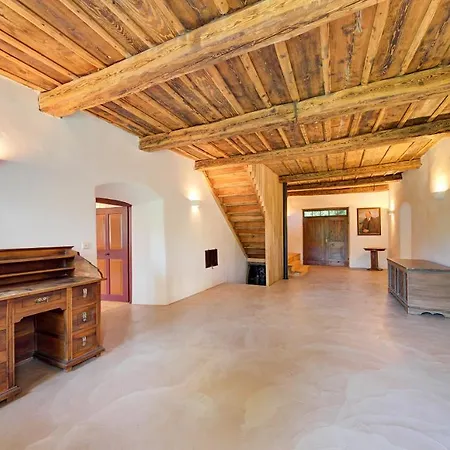 Maar1 Am Goldberg 木屋 *